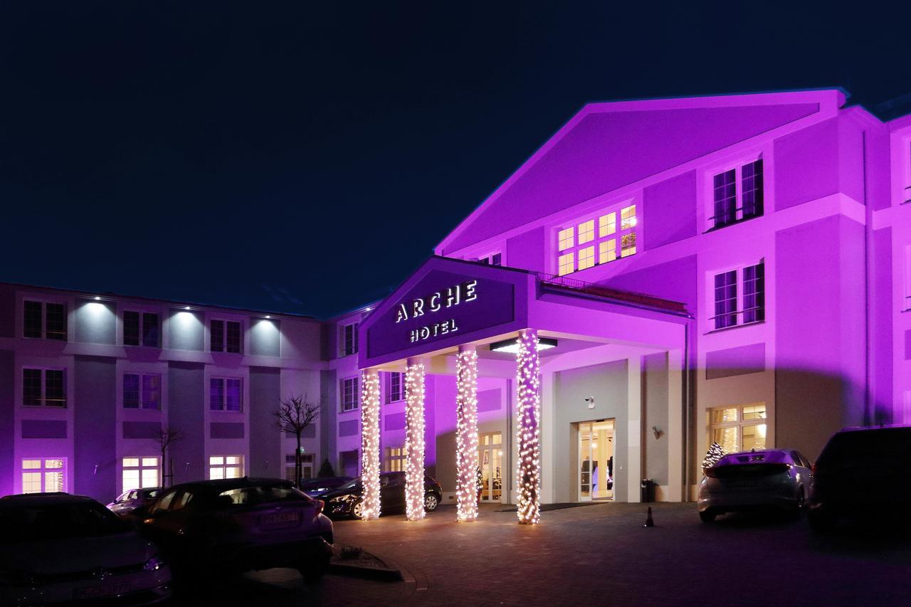 HOTEL ARCHE 4 3775 UAH NOCHI